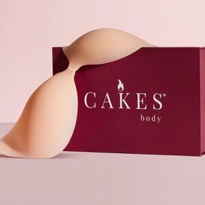 CAKES cleavage bra (NWT) OG (B-D)